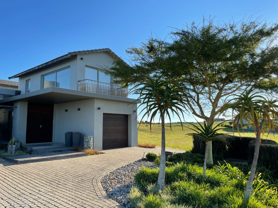 5 Bedroom Property for Sale in Oubaai Western Cape